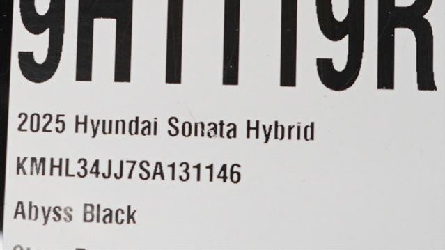 2025 Hyundai SONATA Hybrid SEL