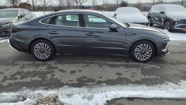 2026 Hyundai SONATA Hybrid SEL