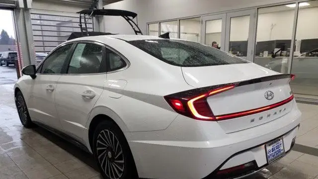 2020 Hyundai SONATA Hybrid SEL
