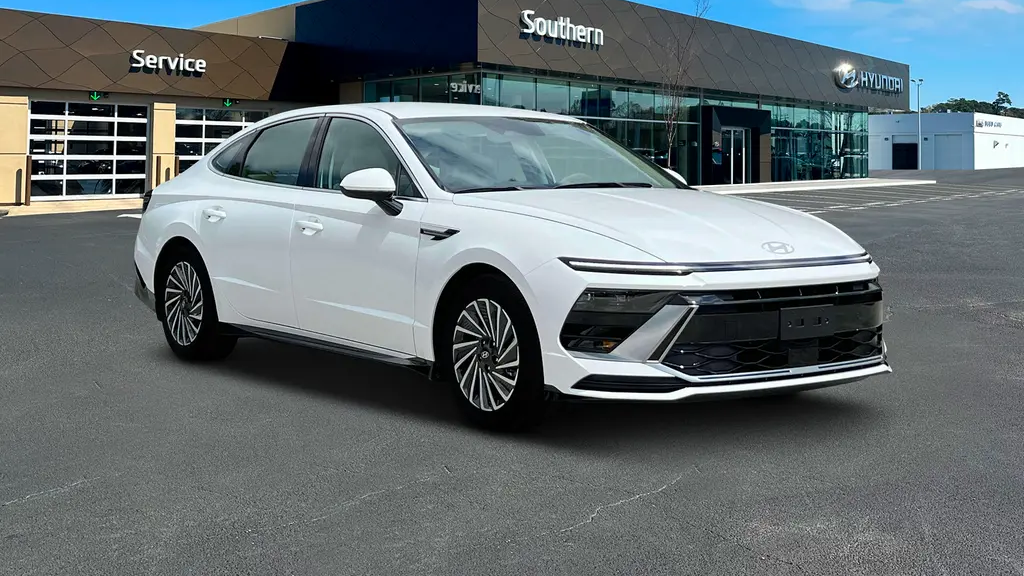2025 Hyundai SONATA Hybrid SEL