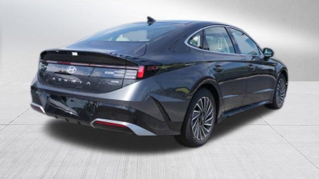 2025 Hyundai SONATA Hybrid SEL