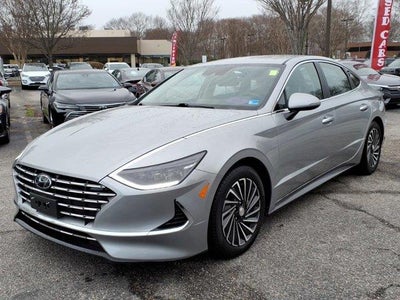 Photo of a 2023 Hyundai Sonata Hybrid SEL 4DR Sedan for sale
