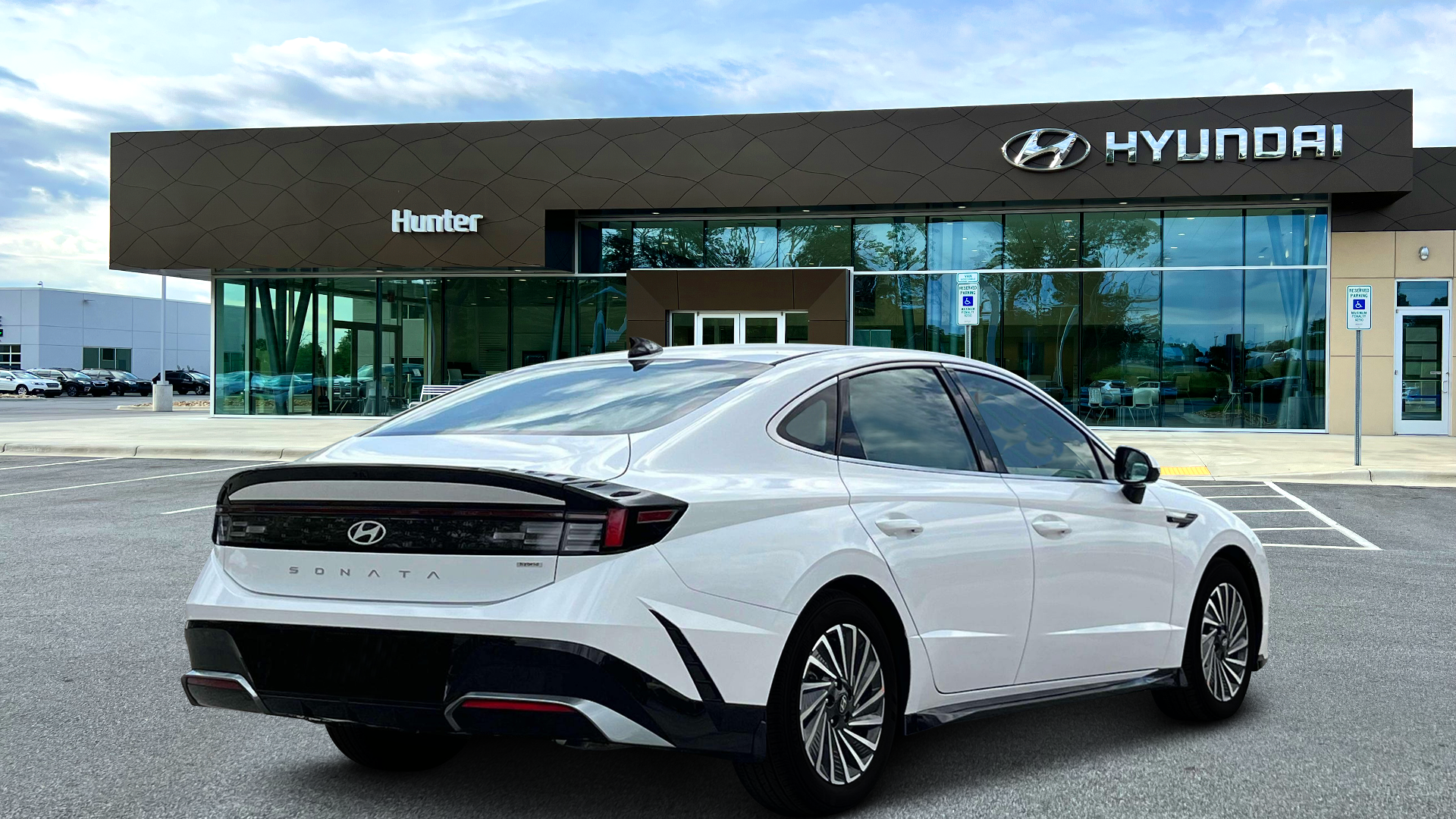 2024 Hyundai SONATA Hybrid SEL