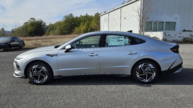2024 Hyundai SONATA Hybrid SEL