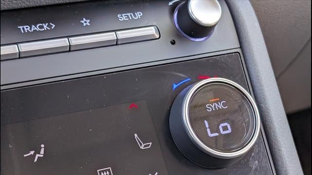 2024 Hyundai SONATA Hybrid SEL