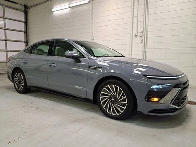 2025 Hyundai Sonata Hybrid SEL 4DR Sedan