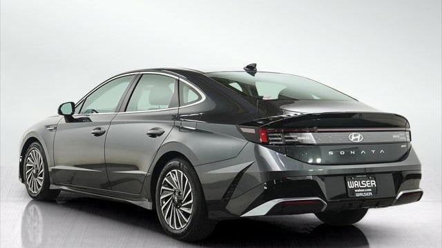 2025 Hyundai SONATA Hybrid SEL