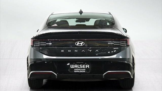 2025 Hyundai SONATA Hybrid SEL