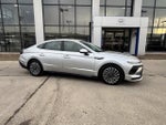 2025 SONATA Hybrid Thumbnail 2