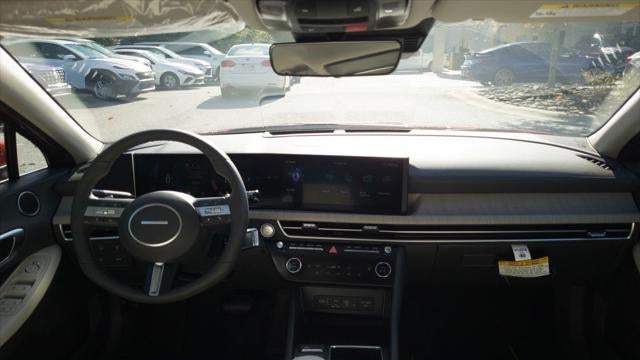 2025 Hyundai SONATA Hybrid SEL