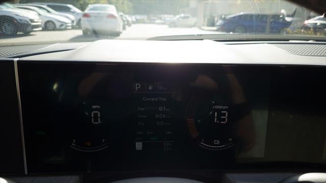 2025 Hyundai SONATA Hybrid SEL