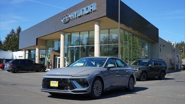 2025 Hyundai SONATA Hybrid SEL