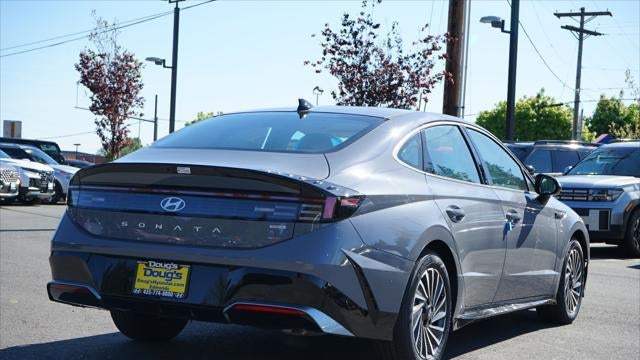 2025 Hyundai SONATA Hybrid SEL