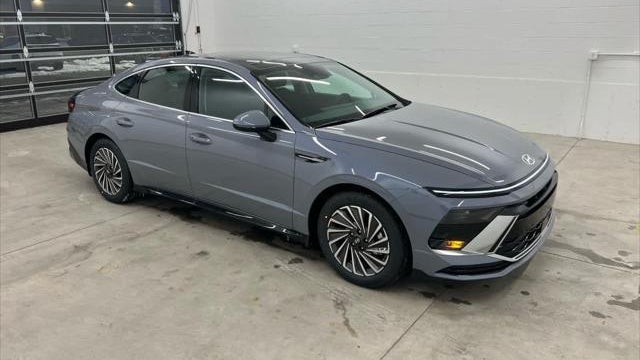 2026 Hyundai SONATA Hybrid SEL