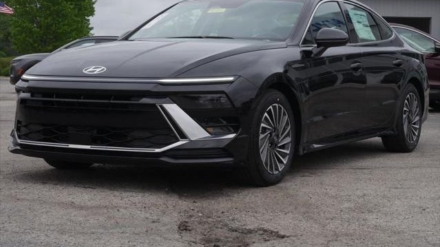 2026 Hyundai SONATA Hybrid SEL