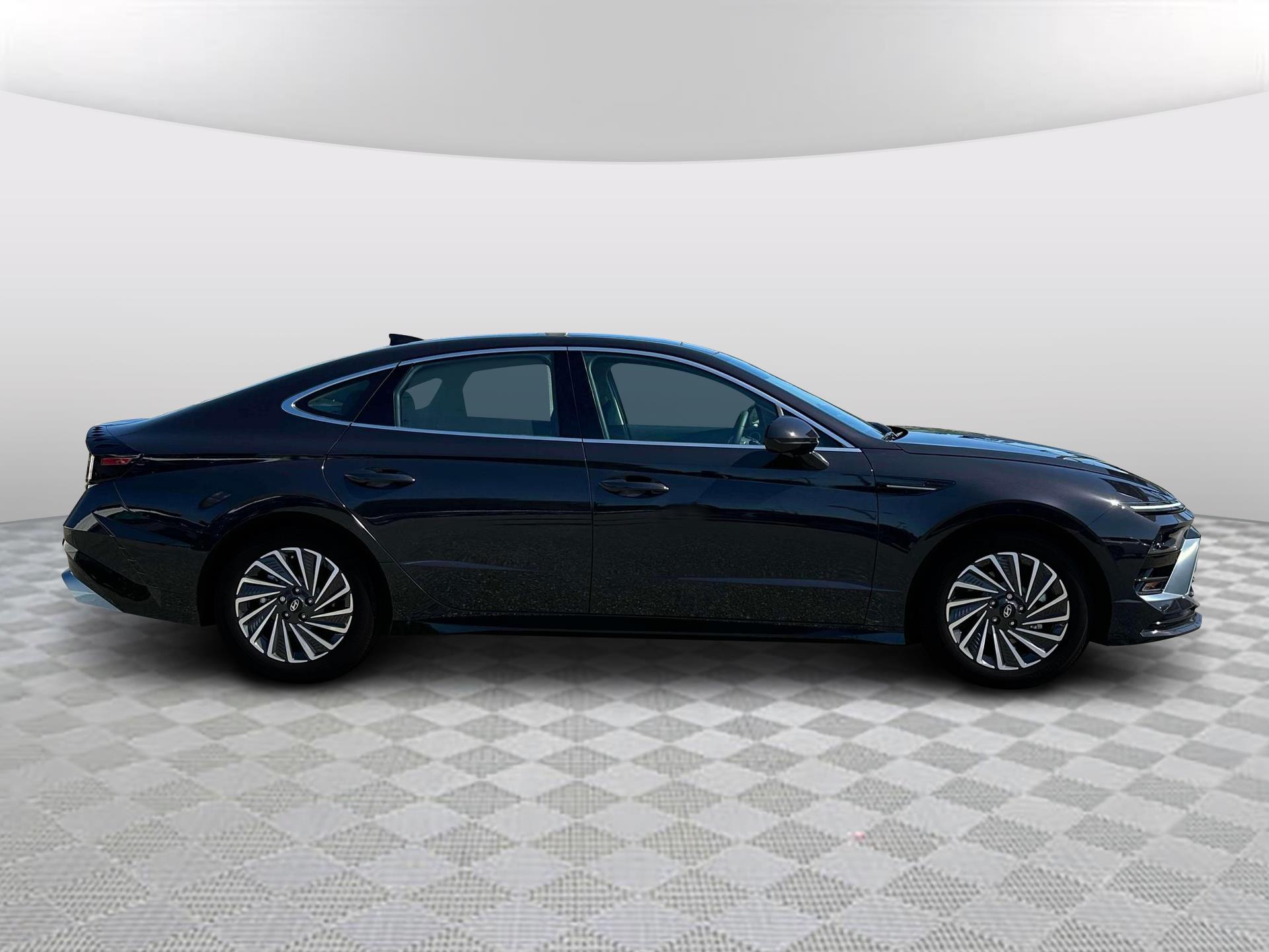 2024 Hyundai Sonata - $30,999