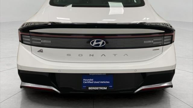 2025 Hyundai SONATA Hybrid Limited