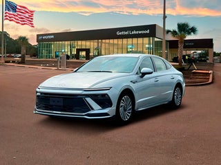 2025 Hyundai SONATA Hybrid with Aero Silver Exterior