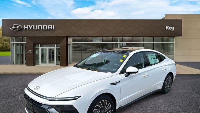Preowned 2025 Hyundai SONATA Hybrid Limited for Sale