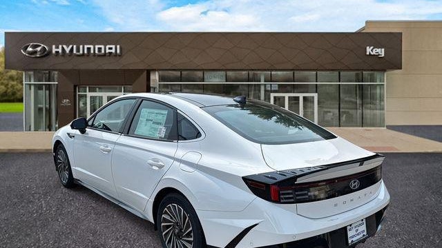 2025 Hyundai SONATA Hybrid Limited