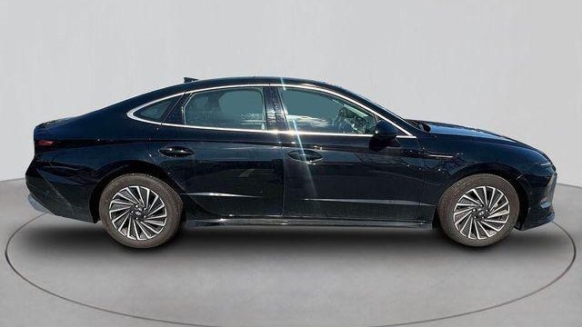 2024 Hyundai SONATA Hybrid Limited