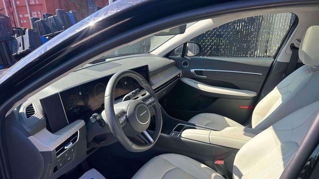 2024 Hyundai SONATA Hybrid Limited