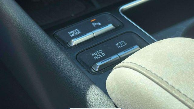 2024 Hyundai SONATA Hybrid Limited