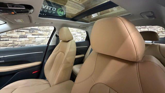 2025 Hyundai SONATA Hybrid Limited