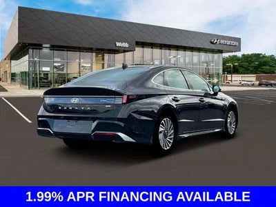 Photo of a 2025 Hyundai Sonata Hybrid Limited 4DR Sedan for sale