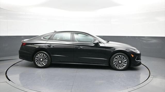 2023 Hyundai SONATA Hybrid Limited