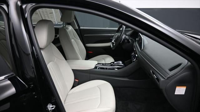 2023 Hyundai SONATA Hybrid Limited
