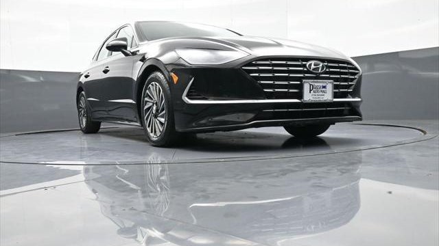 2023 Hyundai SONATA Hybrid Limited