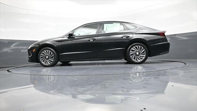 2023 Hyundai SONATA Hybrid Limited