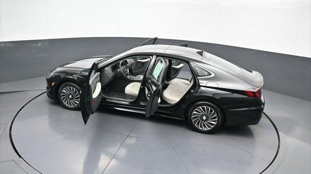 2023 Hyundai SONATA Hybrid Limited