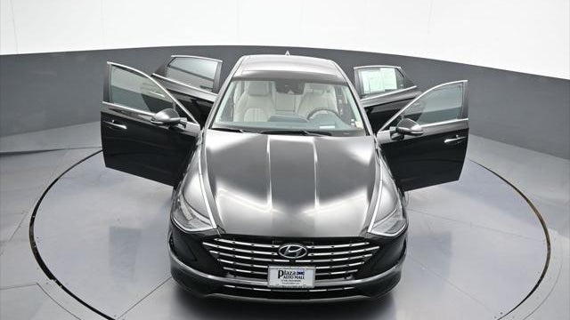 2023 Hyundai SONATA Hybrid Limited