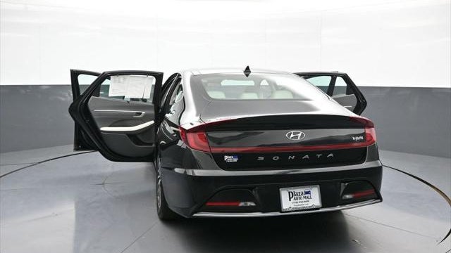 2023 Hyundai SONATA Hybrid Limited