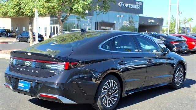 2025 Hyundai SONATA Hybrid Limited