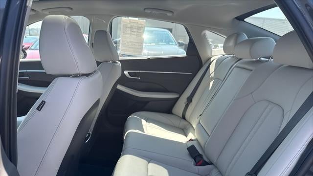 2025 Hyundai SONATA Hybrid Limited