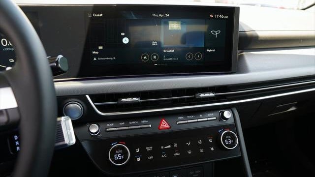 2025 Hyundai SONATA Hybrid Limited