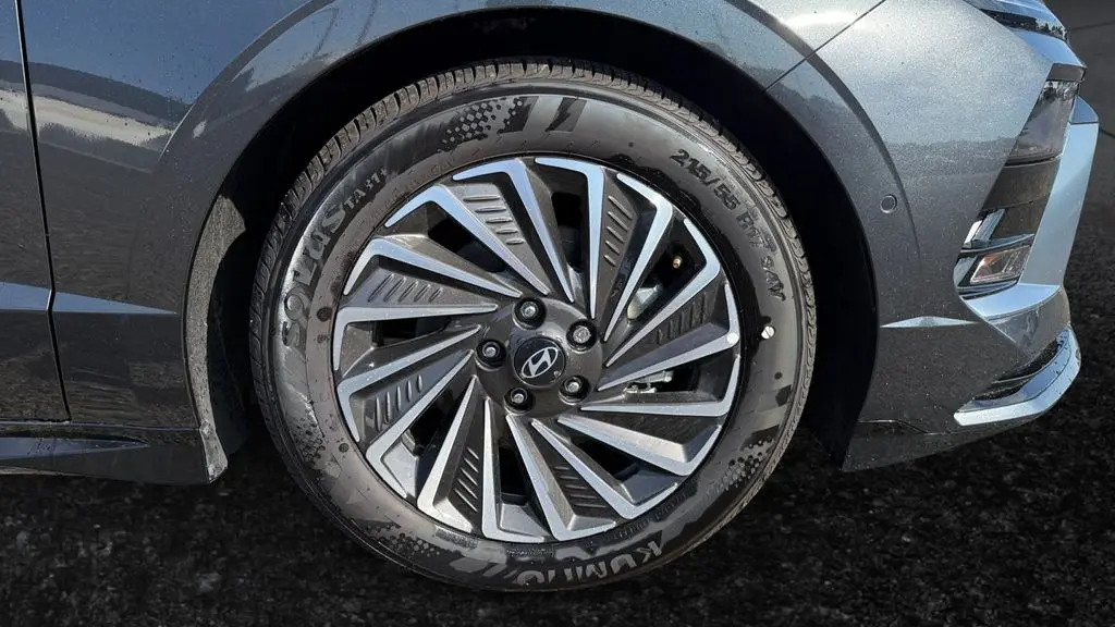 2025 Hyundai SONATA Hybrid Limited