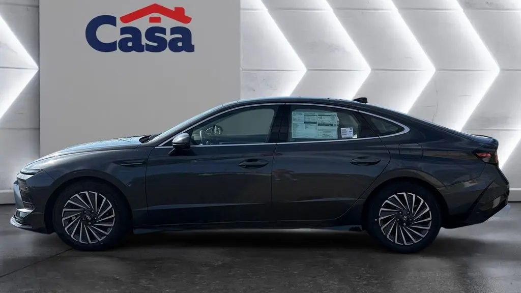 2025 Hyundai SONATA Hybrid Limited