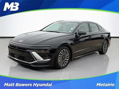 Photo of a 2025 Hyundai Sonata Hybrid Limited 4DR Sedan for sale