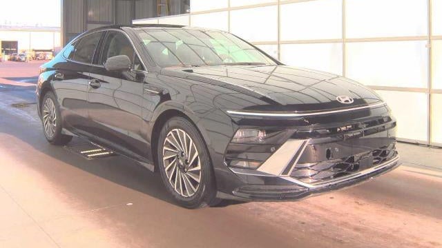 2025 Hyundai SONATA Hybrid Limited