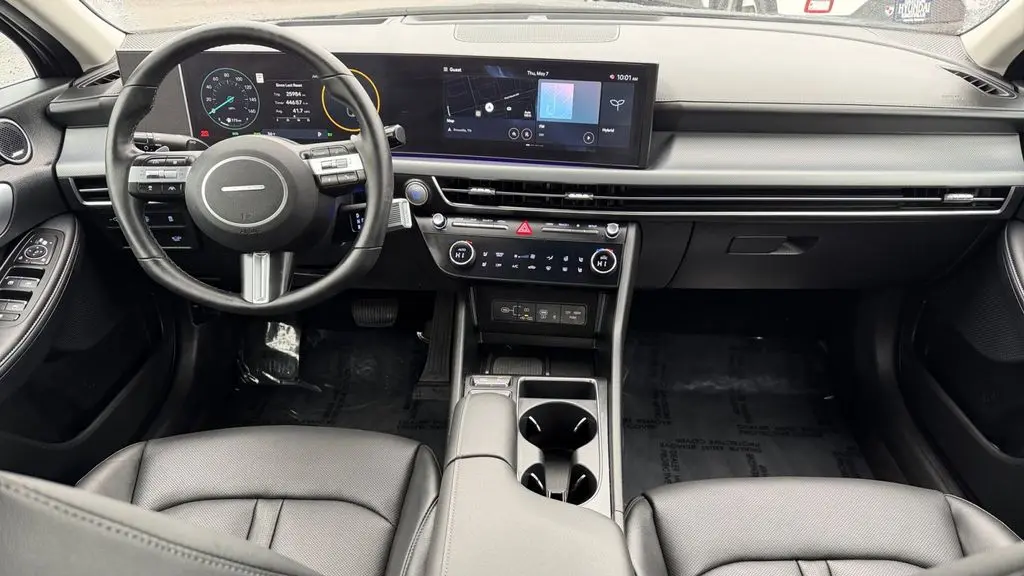 2025 Hyundai SONATA Hybrid Limited