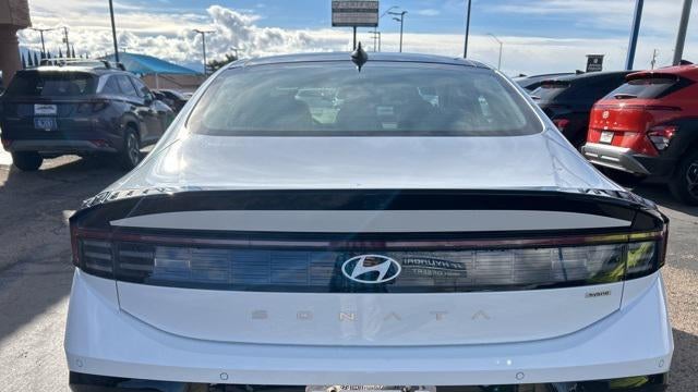 2026 Hyundai SONATA Hybrid Limited