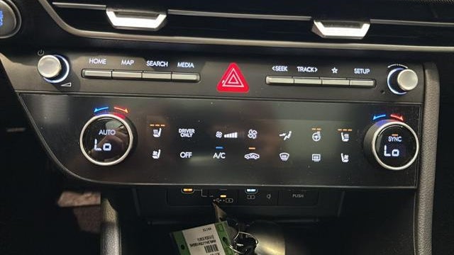 2025 Hyundai SONATA Hybrid Limited