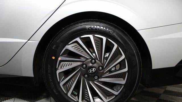 2025 Hyundai SONATA Hybrid Limited