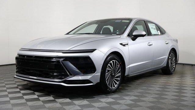 2025 Hyundai SONATA Hybrid Limited