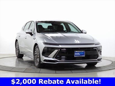 Photo of a 2025 Hyundai Sonata Hybrid Limited 4DR Sedan for sale