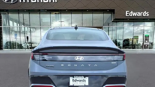 2025 Hyundai SONATA Hybrid Limited